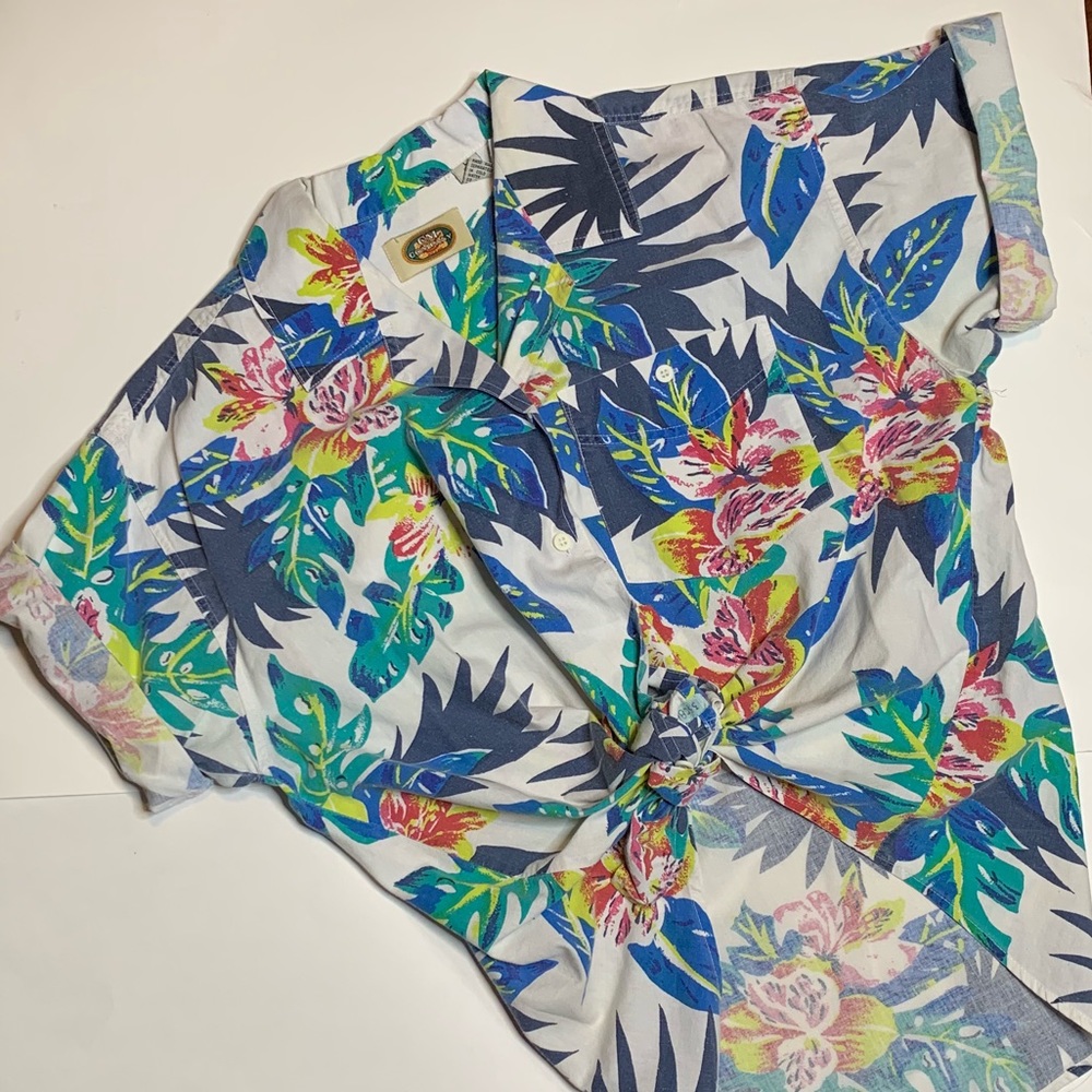 Hawaiian Print Collared Vintage Shirt